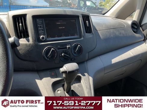 Used 2020 Nissan NV200 S FWD image 17