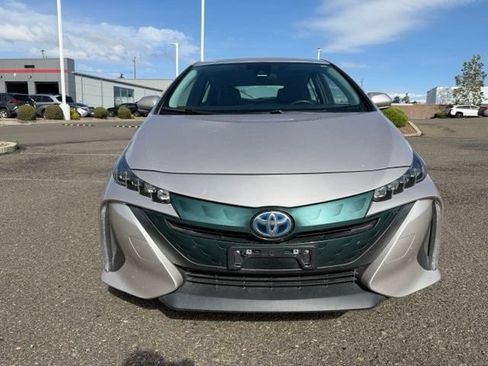 Used 2017 Toyota Prius Prime Premium w/ Carpet Mat Package FWD image 2