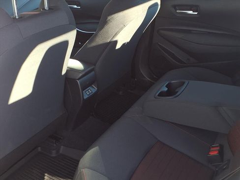 Certified 2025 Toyota Corolla SE image 18