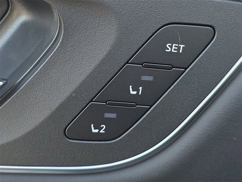 New 2026 Nissan Rogue Platinum image 22