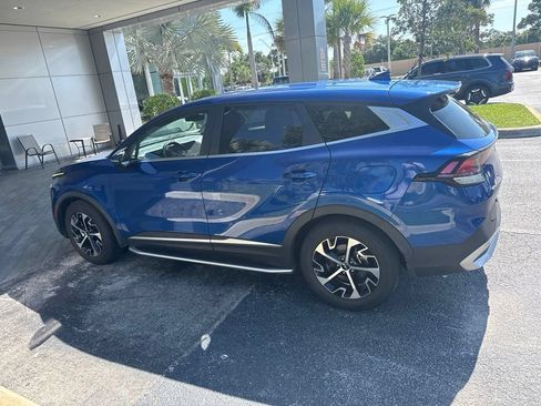 Used 2023 Kia Sportage EX FWD image 4