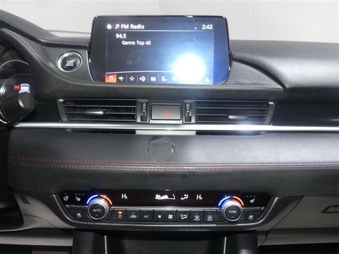 Used 2021 MAZDA MAZDA6 Carbon Edition FWD image 33