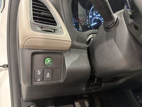 Used 2022 Honda HR-V EX image 21