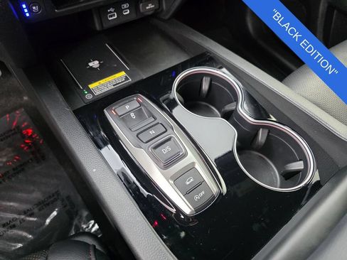 Used 2025 Honda Passport Black Edition image 25