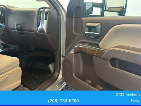 Used 2017 Chevrolet Silverado 2500 LT w/ LT Convenience Package AWD/4WD image 35