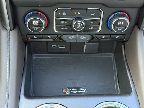 Used 2023 Chevrolet Suburban Z71 w/ Z71 Off-Road Package image 24