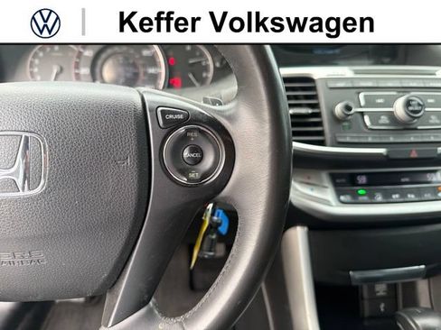 Used 2014 Honda Accord Sport image 19