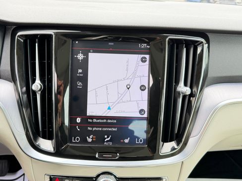 Used 2020 Volvo S60 T5 Momentum w/ Protection Package image 54