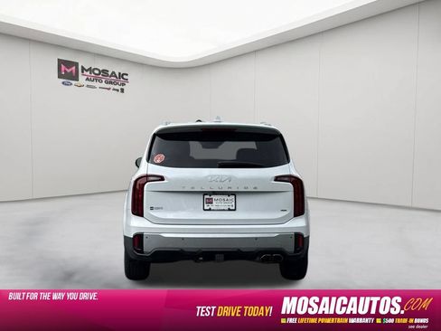 Used 2024 Kia Telluride S AWD/4WD image 6
