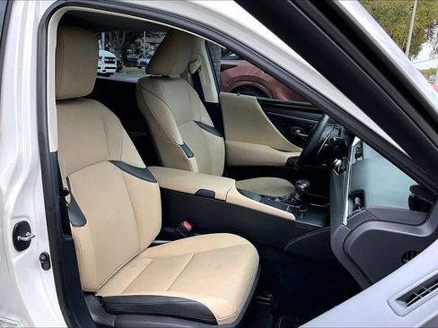 Used 2021 Lexus ES 350 w/ Premium Package image 9