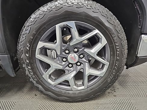 Used 2023 GMC Sierra 1500 SLT w/ SLT Premium Plus Package image 49