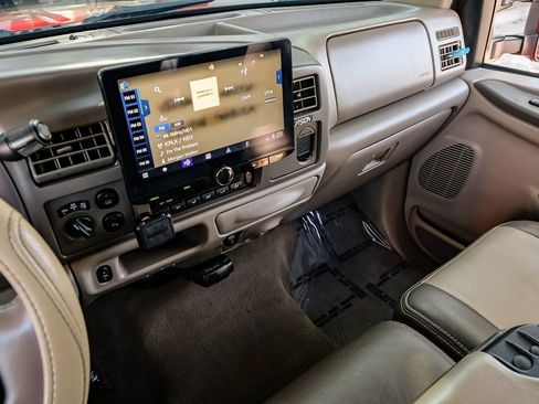 Used 2004 Ford Excursion Eddie Bauer image 18