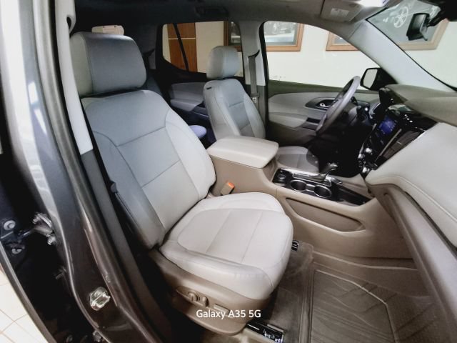 Used 2020 Chevrolet Traverse Premier w/ LPO, Floor Liner Package AWD/4WD image 16