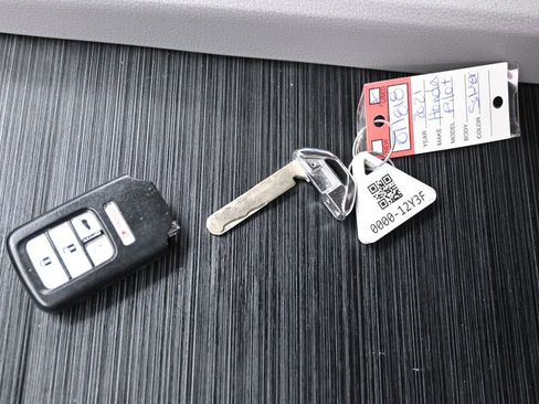 Used 2021 Honda Pilot EX image 29
