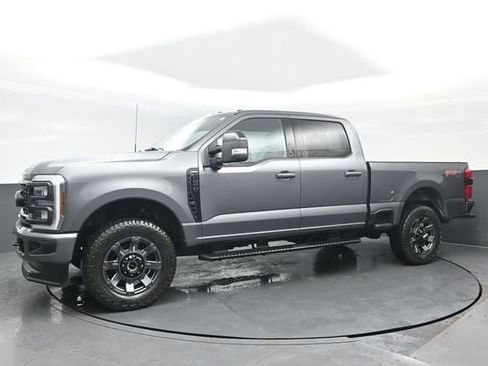 Used 2024 Ford F250 Lariat w/ Sport Appearance Package image 4