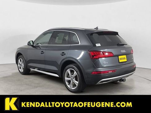Used 2018 Audi Q5 2.0T Premium Plus w/ Premium Plus Package AWD/4WD image 3