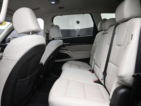 Used 2023 Kia Telluride EX FWD image 14