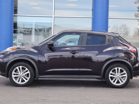 Used 2015 Nissan Juke SV w/ Technology Package AWD/4WD image 2
