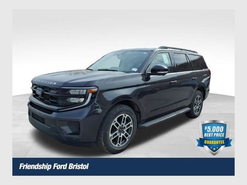 New 2026 Ford Expedition Active AWD/4WD image 1