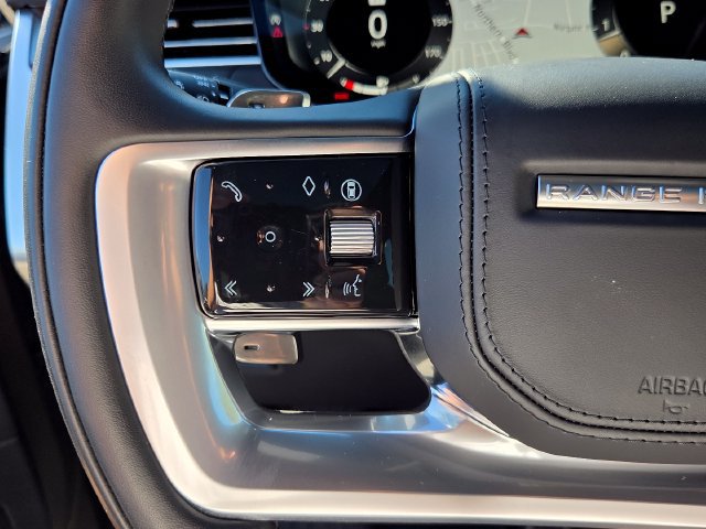 Used 2025 Land Rover Range Rover SE AWD/4WD image 22