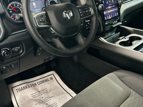 Used 2025 RAM 1500 Big Horn AWD/4WD image 9