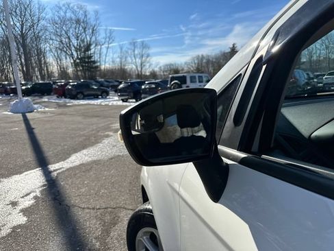 Used 2018 Ford EcoSport SE w/ SE Cold Weather Package FWD image 14
