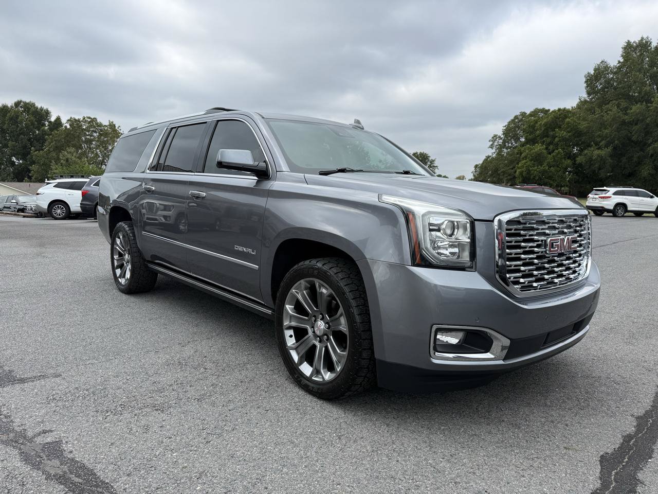 Used 2020 GMC Yukon XL Denali w/ Open Road Package AWD/4WD image 8