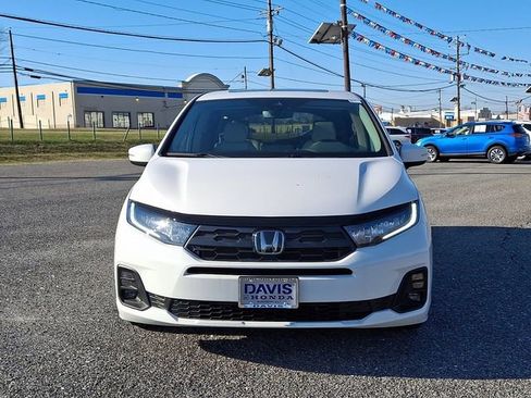 Certified 2026 Honda Odyssey EX-L image 2