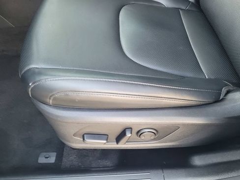 Used 2024 Kia Sportage EX FWD image 24