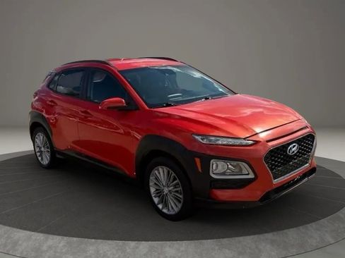 Used 2019 Hyundai Kona SEL FWD image 2