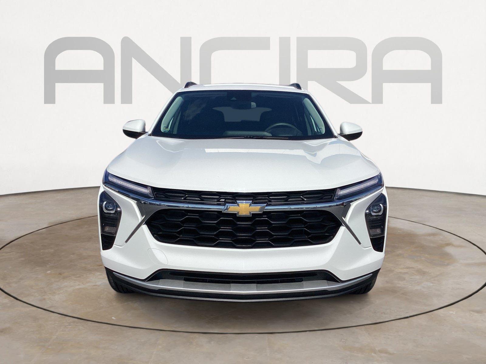 Used 2025 Chevrolet Trax LT FWD image 8
