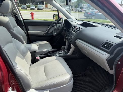 Used 2014 Subaru Forester 2.5i Touring w/ Popular Package #2 AWD/4WD image 28