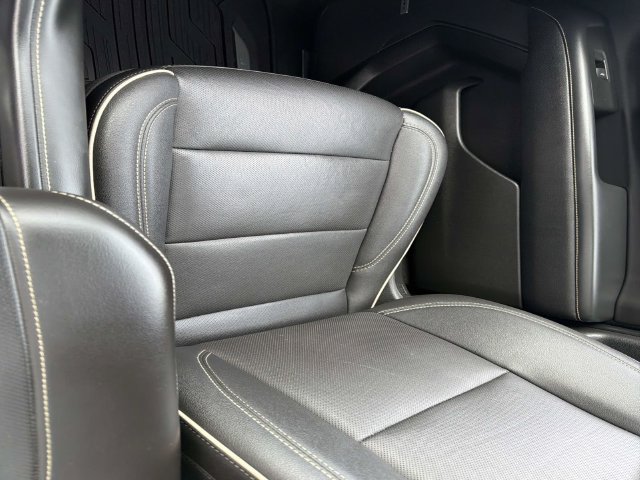 Used 2022 GMC Yukon SLT w/ SLT Premium Package RWD image 21