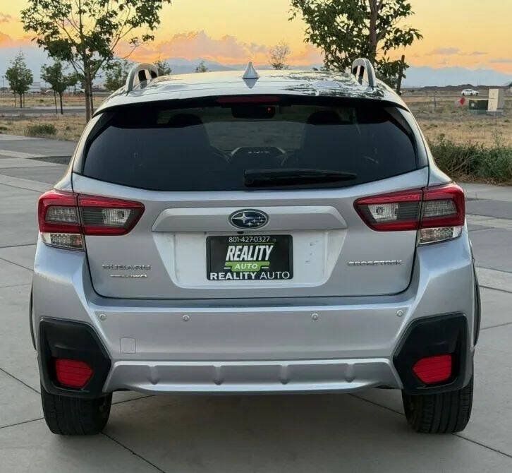 Used 2020 Subaru Crosstrek 2.0i Limited w/ Moonroof Package w/Navigation AWD/4WD image 7