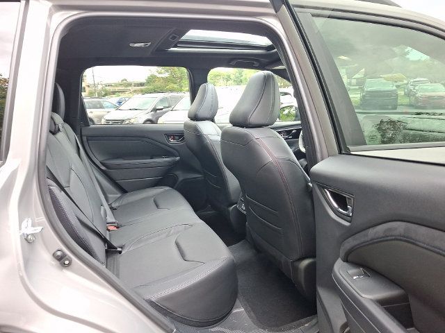 Used 2025 Subaru Forester Limited AWD/4WD image 49