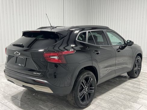 New 2026 Chevrolet Trax ACTIV image 5