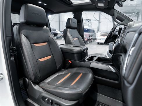 Used 2022 GMC Sierra 2500 AT4 w/ AT4 Premium Plus Package image 22