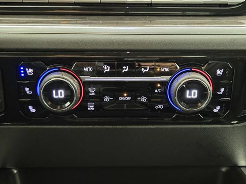 New 2026 Chevrolet Silverado 2500 LTZ w/ LTZ Premium Texas Edition AWD/4WD image 20