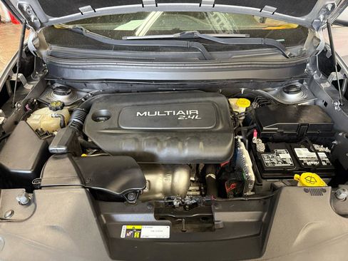 Used 2014 Jeep Cherokee Latitude w/ Cold Weather Group image 21