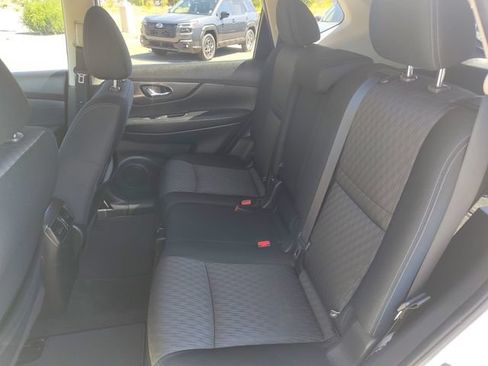 Used 2020 Nissan Rogue SV AWD/4WD image 14