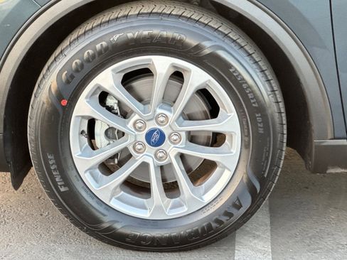 Certified 2022 Ford Escape SE w/ Convenience Package image 25