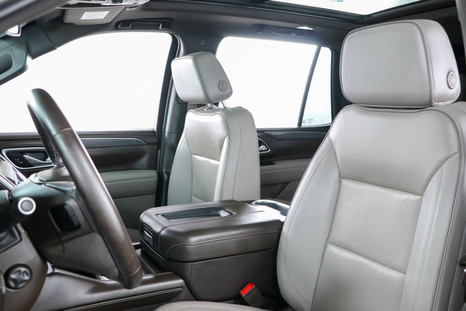 Used 2023 GMC Yukon SLT w/ SLT Premium Package AWD/4WD image 27