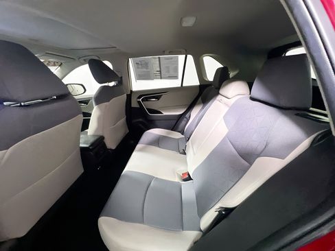 Used 2023 Toyota RAV4 XLE image 29