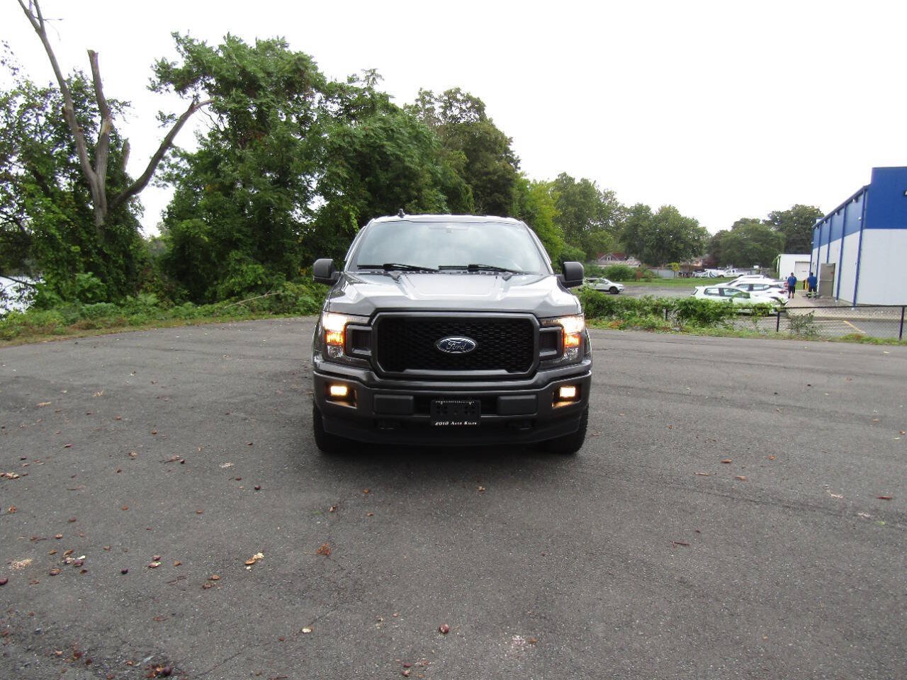 Used 2019 Ford F150 XLT w/ Equipment Group 302A Luxury AWD/4WD image 11