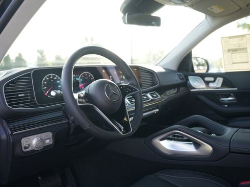New 2026 Mercedes-Benz GLE 580 4MATIC image 39