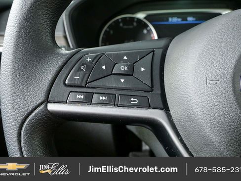 Used 2024 Nissan Altima 2.5 SV FWD image 10