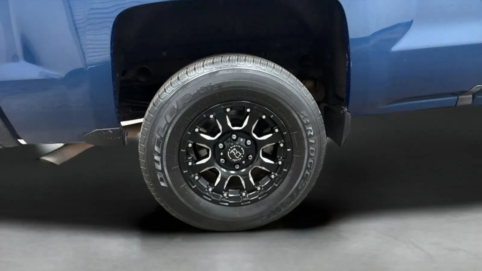 Used 2017 Chevrolet Silverado 1500 LT w/ All Star Edition RWD image 25