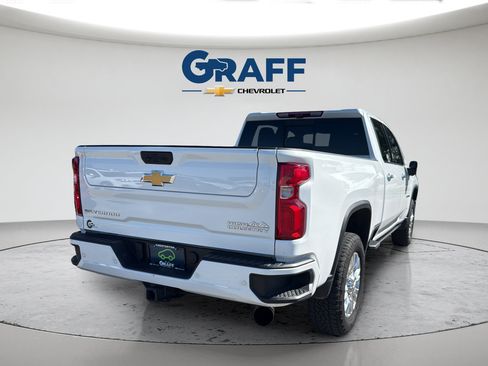 Used 2023 Chevrolet Silverado 2500 High Country w/ Technology Package AWD/4WD image 7