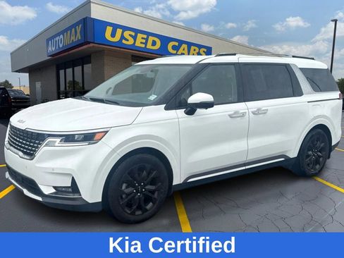 Used 2024 Kia Carnival SX FWD image 1