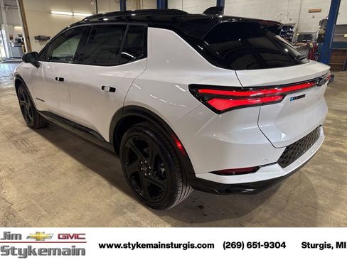 New 2025 Chevrolet Equinox EV RS w/ Convenience Package II image 7